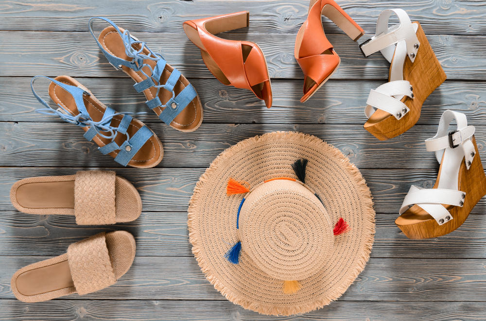 Das rasas aos saltos 'mortais': Bons exemplos de sandálias para o verão