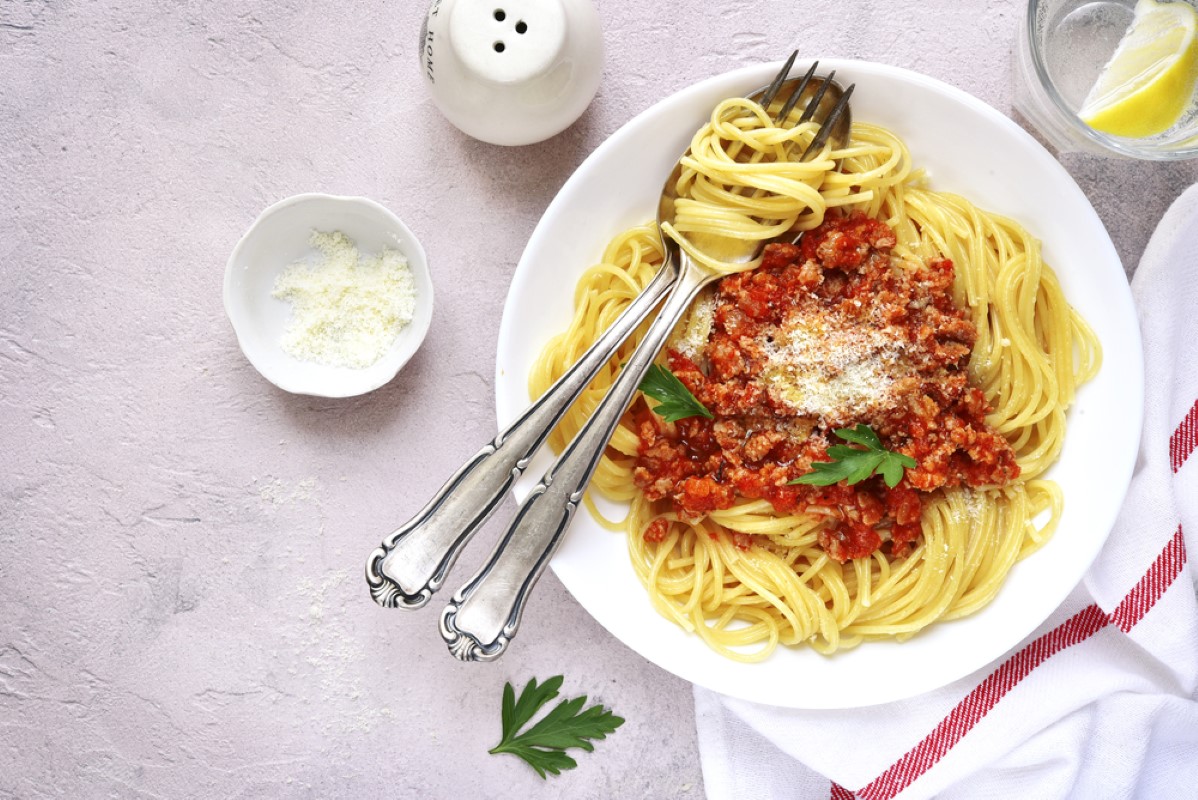 Update ao tradicional spaghetti com molho de tomate