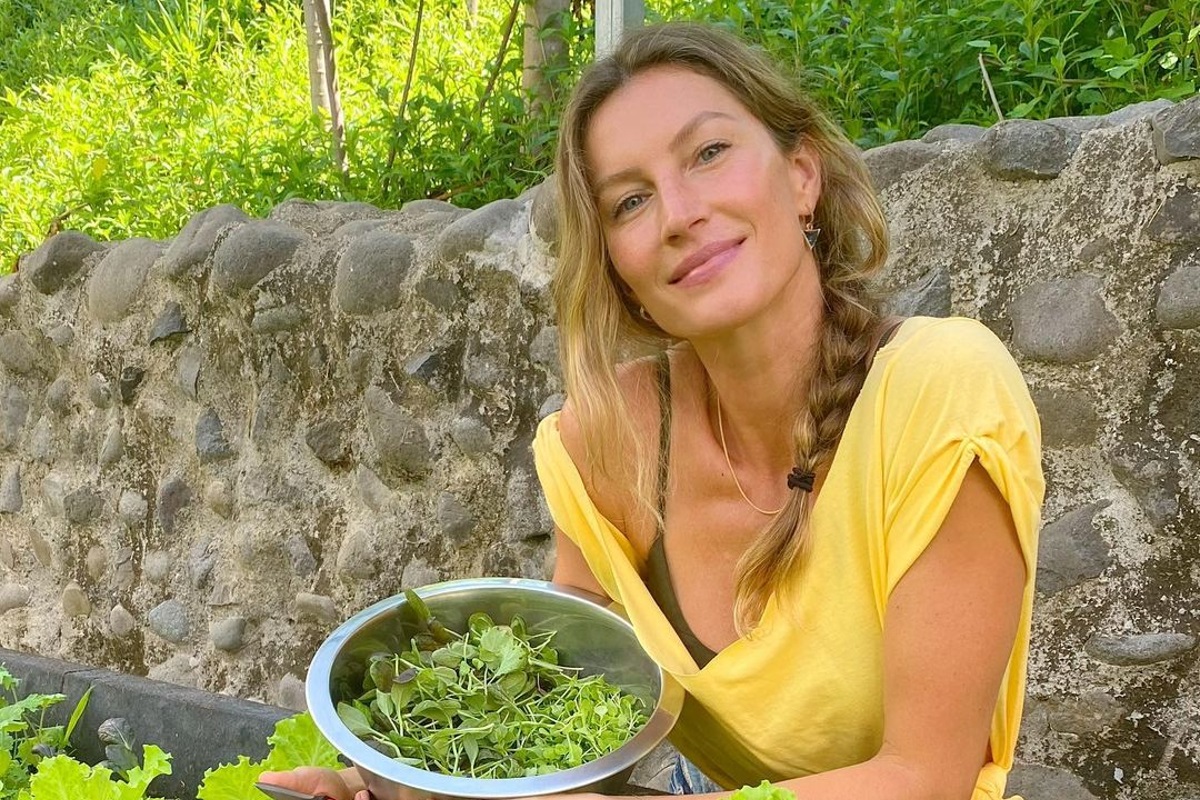 A dieta e a rotina de treino de Gisele Bündchen para uma vida saudável